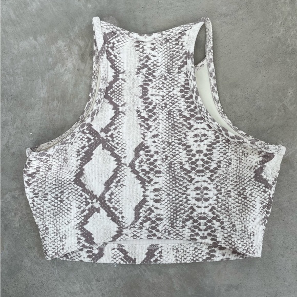 beach riot sports bra - Picture 2 of 2